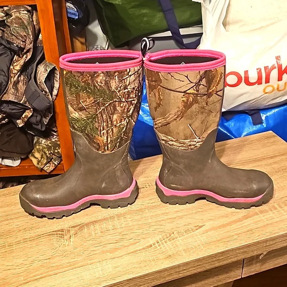 The Original Muck Boot Company - Woody Max Realtree Waterproof W/ Pink Size 6 - Picture 3 of 6